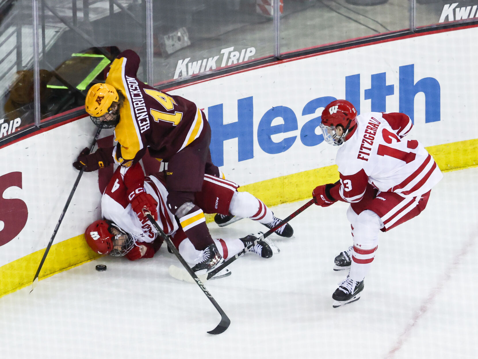 wis-minn-mhc-110824-020.JPG
